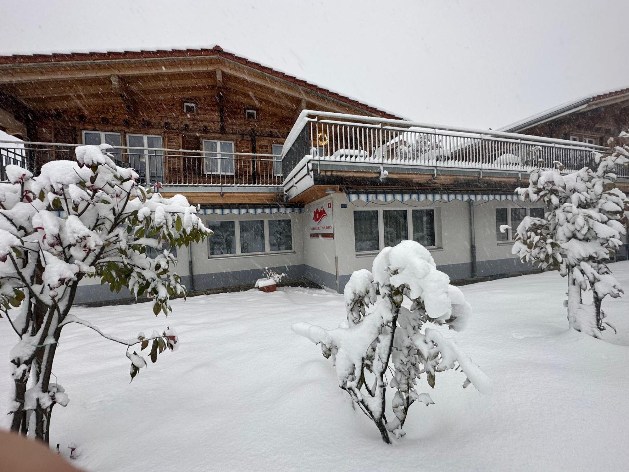 Swiss Chalet Holidays Ringgenberg Exterior photo